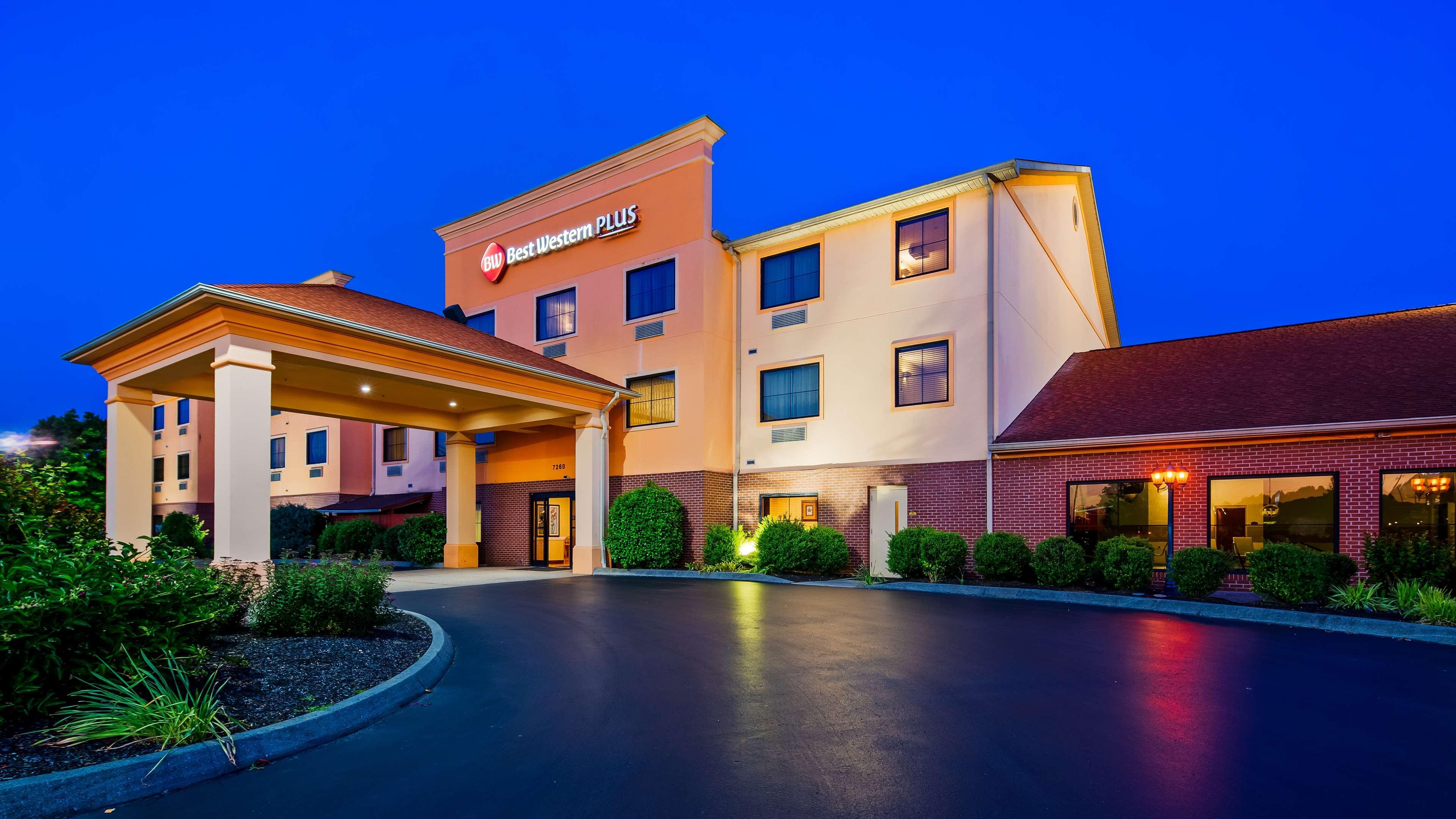 Best Western Plus Strawberry Inn & Suites Knoxville Exterior foto